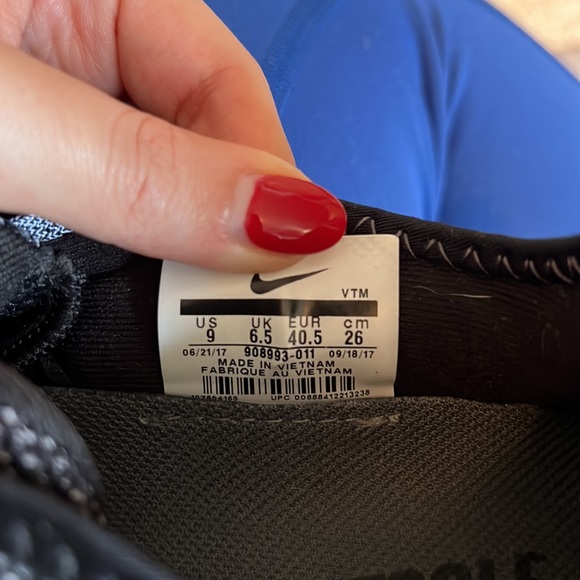 Nike Air Max - Picture 6 of 6